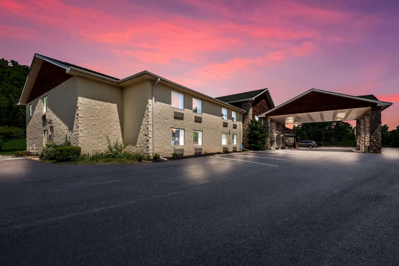 Surestay Plus Hotel By Best Western Berkeley Springs Εξωτερικό φωτογραφία