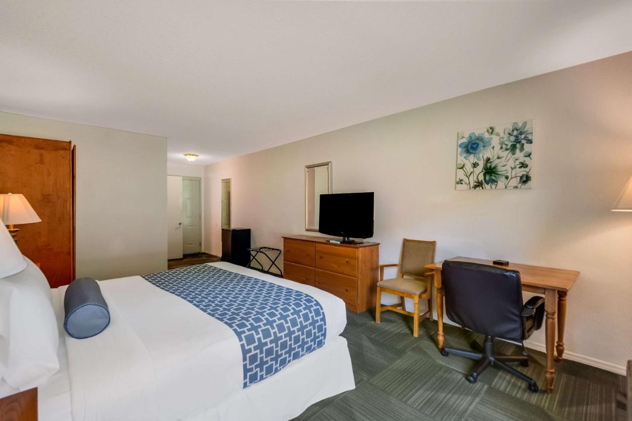 Surestay Plus Hotel By Best Western Berkeley Springs Εξωτερικό φωτογραφία