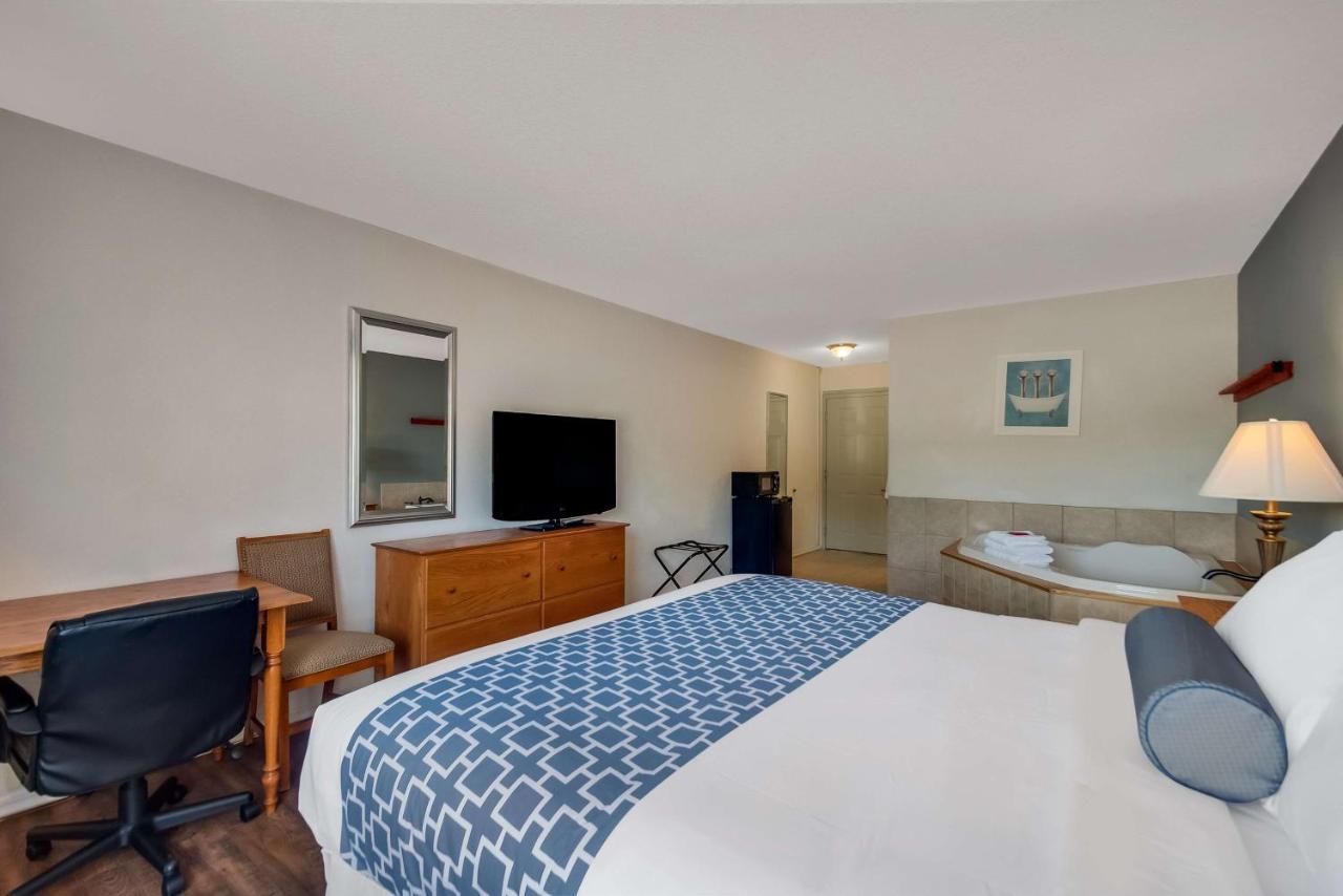 Surestay Plus Hotel By Best Western Berkeley Springs Εξωτερικό φωτογραφία